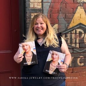 Meet your Posher, Tracy